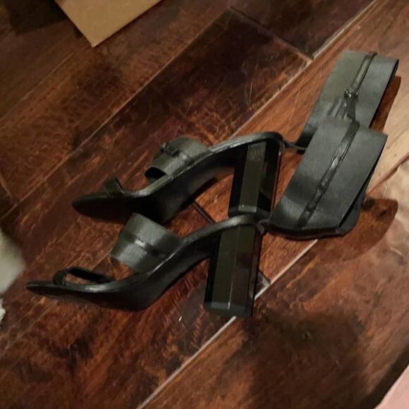 Donald Pliner Buy Black Ankle Strap Black Chunky High Heel Leather Sandals 9.5 - Picture 5 of 11